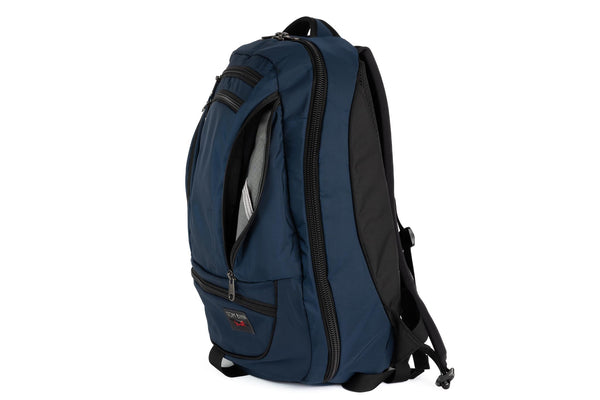 Synik 26 in Navy Parapack with Mountain Grey 210 Cerylon interior